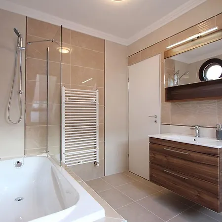 Good Luck Apartman